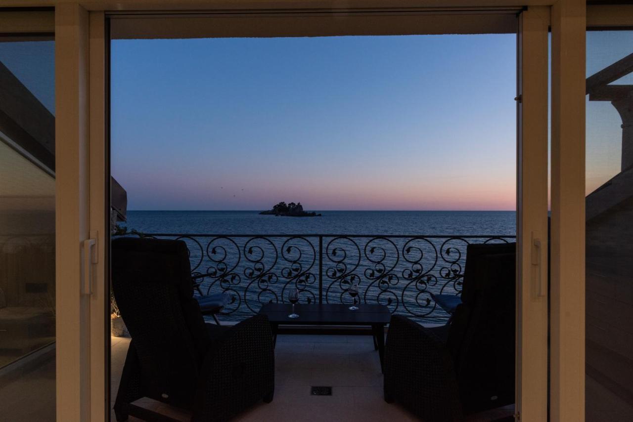 Symphony Apartment Petrovac Bagian luar foto