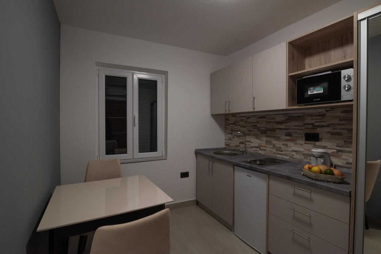 Symphony Apartment Petrovac Bagian luar foto